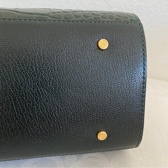 Tory Burch deep green croc 2 way bag - Picture 13 of 16
